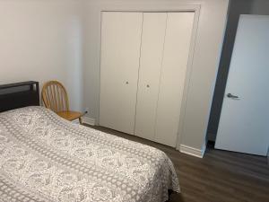 Postel nebo postele na pokoji v ubytování La place + 2 fotografie