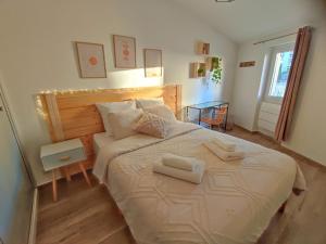 Postel nebo postele na pokoji v ubytování Chambre à 3 min de la Promenade des Anglais à pieds 200m