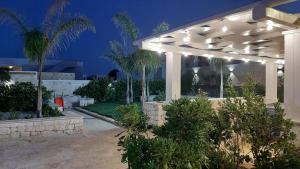 Zahrada ubytování Villa Romolo a 150 mt dal mare