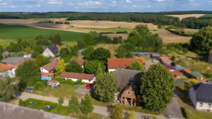 a model of a small town with a house at Wiesengrund in Cantnitz