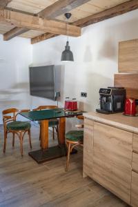 Kuchyň nebo kuchyňský kout v ubytování Eiche - Ferienwohnung in Dötlingen mit Waldblick