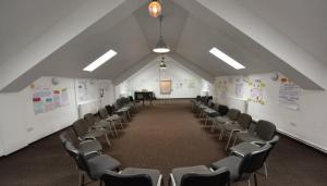 Οι επιχειρηματικές εγκαταστάσεις ή/και οι αίθουσες συνεδριάσεων στο Pensiunea La Mustata