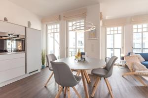 Kuchyň nebo kuchyňský kout v ubytování Quartier Schneespecht Westendpalais