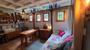 Η κουζίνα ή μικρή κουζίνα στο Noordhoek Beach Cabin