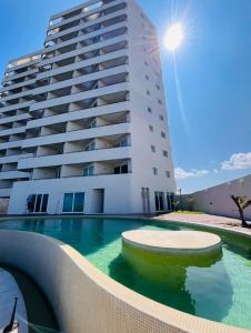 Πισίνα στο ή κοντά στο Increíble departamento con vista al mar