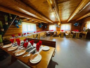 Restaurace v ubytování cabana runcului bucovina