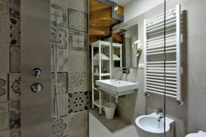 Koupelna v ubytování Lo Strazzo - Comfort Rooms