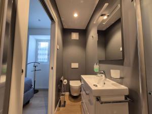 Ένα μπάνιο στο RosAlpina +20 φωτογραφίες