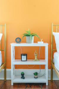 Postel nebo postele na pokoji v ubytování Prime Location Top Rated Clean Parking Free! + 56 fotografií