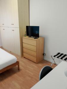 Μια τηλεόραση ή/και κέντρο ψυχαγωγίας στο Home & Holiday Bizzozzero