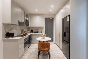 Η κουζίνα ή μικρή κουζίνα στο 132 Menlyn Maine