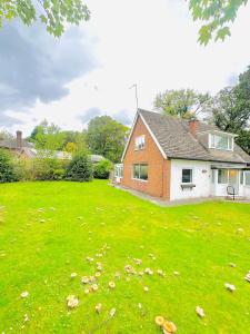 Aed väljaspool majutusasutust The City Gateway Villa +27 fotot