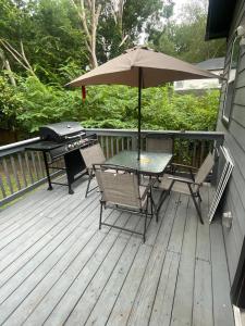 Μπαλκόνι ή βεράντα στο 3 Bedroom near downtown Atlanta w Jacuzzi