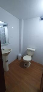 Koupelna v ubytování Macas Comfort Apartment + 2 fotografie