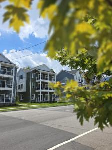 Το κτήριο όπου στεγάζεται  το διαμέρισμα