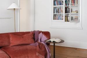 Χώρος καθιστικού στο Miss Midgley's - Locker Room +16 φωτογραφίες