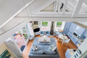 Posezení v ubytování Kalk Bay Condo at The Majestic