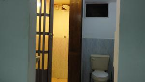 Ένα μπάνιο στο Aracari Inn Mindo +37 φωτογραφίες