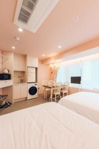 Dapur atau dapur kecil di Monthliv Jongno Jonggak Station Hotel Stay
