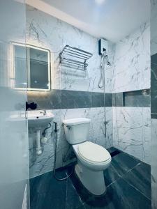 Ένα μπάνιο στο Reilys Crib - Cozy Home Stay