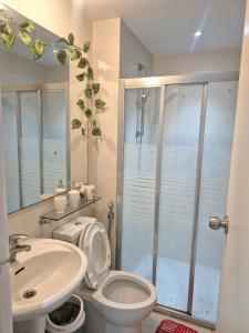 Koupelna v ubytování CHILL City Escapes at Azure Urban Residences