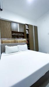 Postel nebo postele na pokoji v ubytování WV 33 Metro Studio Retreat