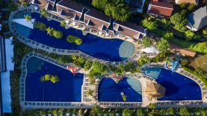 Bazén v ubytování Sunwing Kamala Beach nebo v jeho okolí