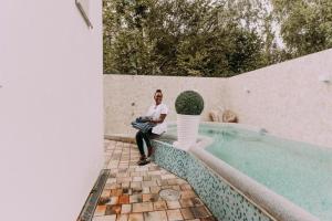 Bazén v ubytování Centrum Apartman nebo v jeho okolí