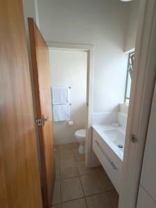 Koupelna v ubytování Aladdin Motel