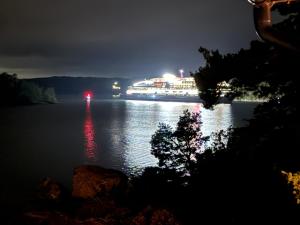 Gallery image of Beach House on a Small Island in the Stockholm Archipelago, Skärgårdsstuga i Roslagen in Nyboda