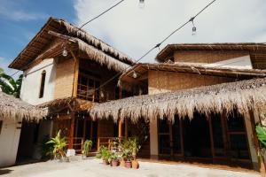 Το κτήριο όπου στεγάζεται  το hostel