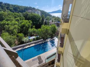 Bazén v ubytování KIMNA HOME at MARINA HEIGHT nebo v jeho okolí