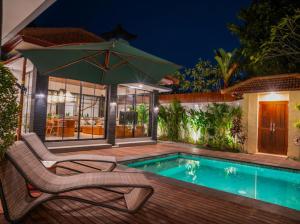 La pileta dentro o cerca de Harbie Villa 2