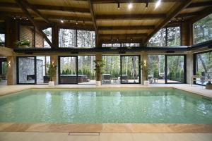 Swimmingpoolen hos eller tæt på La Foresta Dilijan - Family & Friends Resort