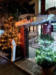 El edificio en el que está el hotel