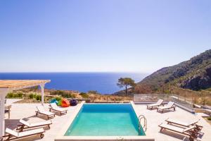 Naturlandskabet i nærheden af villaen