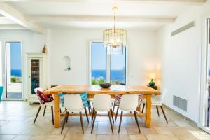 Et opholdsområde på Casa Minza + 61 billeder