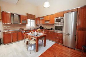 Køkken eller tekøkken på Armonia House Potamos Village