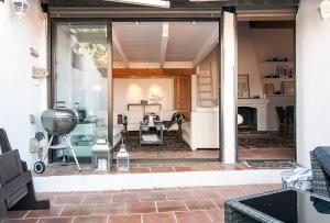 Galeriebild der Unterkunft A classic stone house in Provence in La Garde-Freinet