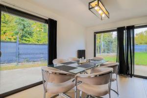 Fotografie z fotogalerie ubytování La Maison Bellevue - Garden Parking 13 min from Amiens v destinaci Rainneville