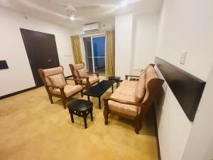 Posezení v ubytování Ocean Front View Luxury Seascape by Andrew Marian IT Company