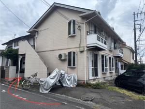 Το κτήριο όπου στεγάζεται  το διαμέρισμα