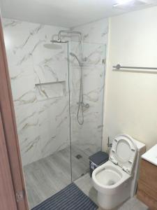 Ένα μπάνιο στο RIKI R Boca del Mar III Apartment 406