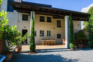 Το κτήριο όπου στεγάζεται  το δωμάτιο σε οικογενειακή κατοικία