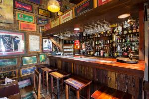 The lounge or bar area at B&B on the Sabie River Még 4 kép