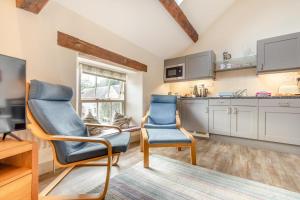 Köök või kööginurk majutusasutuses 3 Bed in Alsop-en-le-Dale oc-w33738 +18 fotot