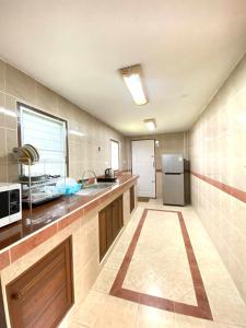 Kuchyň nebo kuchyňský kout v ubytování Bang Tao Beach Area 1-BR House A4