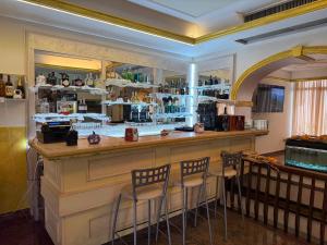 Lounge nebo bar v ubytování Hotel Azzurra