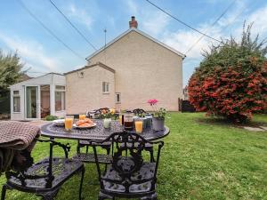 Κήπος έξω από το 2 Bed in Middlezoy oc-s33601