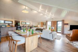 Kuchyň nebo kuchyňský kout v ubytování 2 Bed in Aberdaron oc-o33727